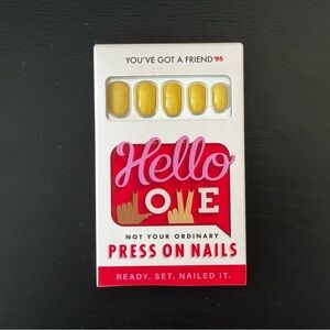 Hello Love Press On Nails - You’ve Got A Friend